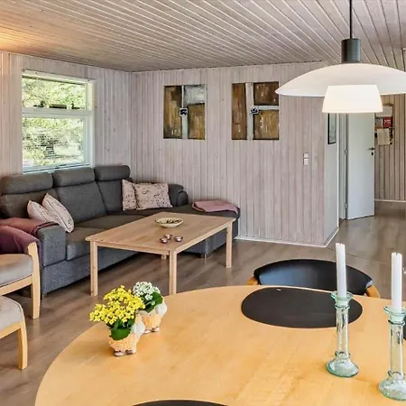 Ve229-vejers-strand-muffparken-2 بيت للعطل فايرس ستراند
